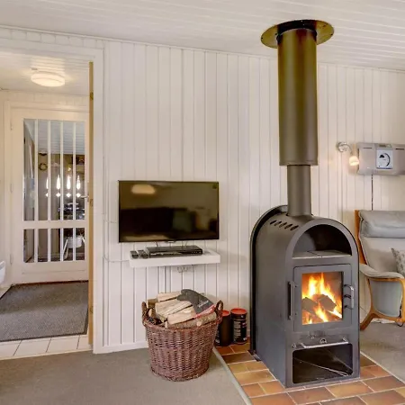 Gerwer - 700m From The Sea In Nw Jutland By Interhome Holiday home